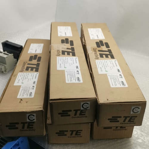 5AMP安普超类24口配线架，货号0-0406330-1[议]