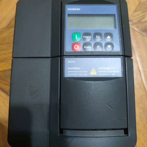 变频器6SE6436-2BD22-2BA0 2.2kw[议]