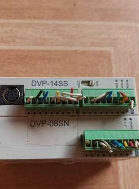 PLC控制器 DVP14SS11T2带扩展模块DVP08【议】