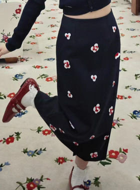 花一【上海高版本】气质优雅立体花朵装饰直筒长款半身裙女shusut