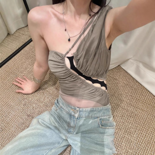 25ss新百搭甜辣性感风单肩拼接抽褶镂空连体衣 本 花一 上海高版