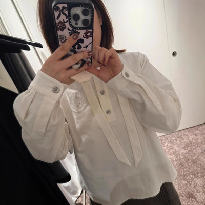 半开襟系结上衣古典学院风女