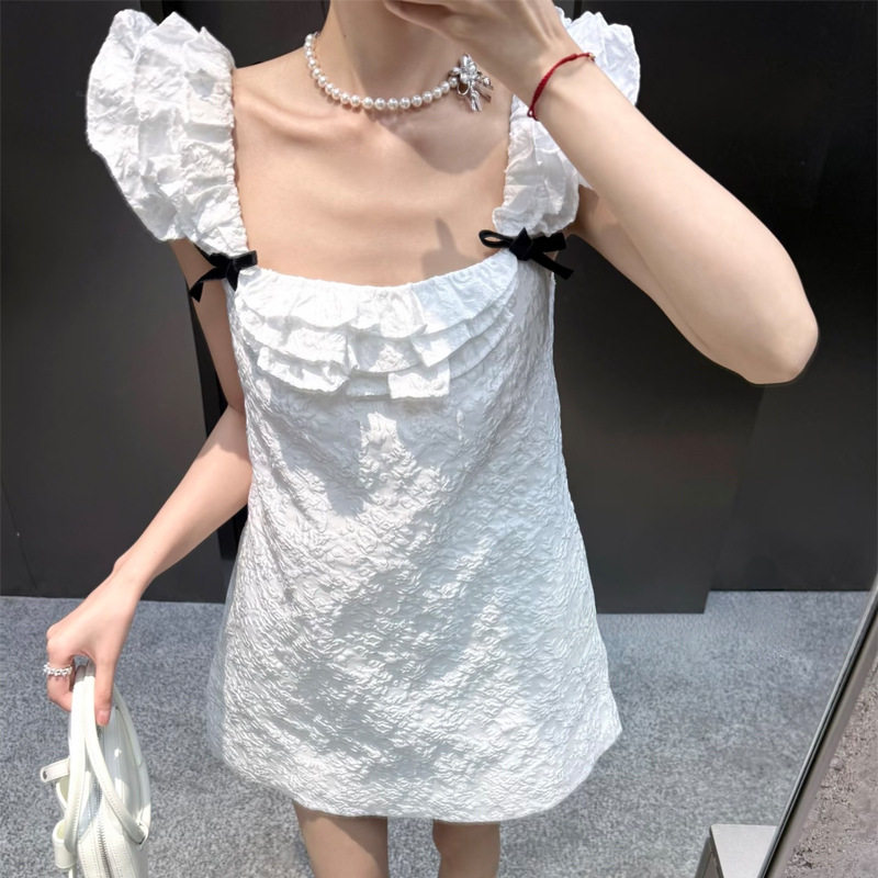 花一【上海版本】新时尚设计感多穿法木耳边飞飞袖连衣裙女shushu