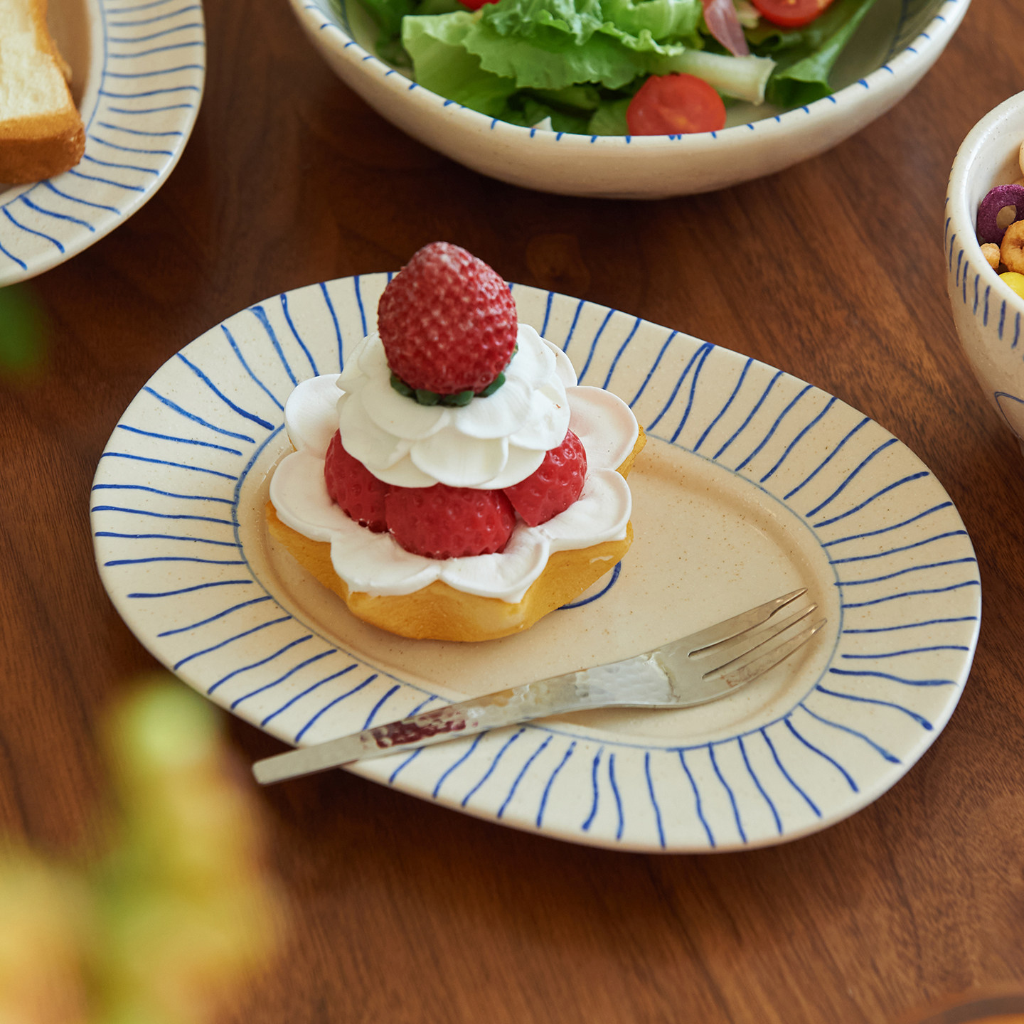 肆月盘子家用早餐盘高级感甜品蛋糕点心盘釉下彩水果盘下午茶餐具,餐饮具,盘,淘宝优惠券,粉丝福利购,淘宝优惠卷