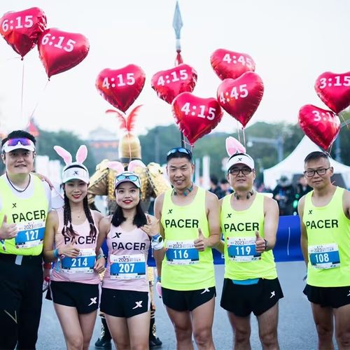 马拉松跑步心形红蓝色铝膜气球时间配速兔子领跑赛事兔子耳朵气球