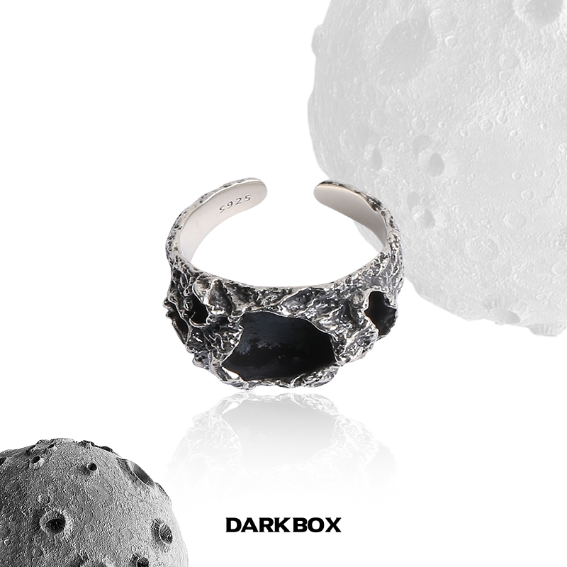 DARKBOX中性做旧纯银月球戒指