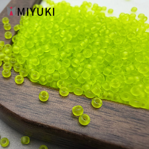 日本进口御幸透明磨砂米珠2/3mm