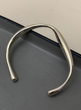 欧美S925镀银不规则手镯女复古简约光圈不对称手环嘻哈蹦迪朋克饰