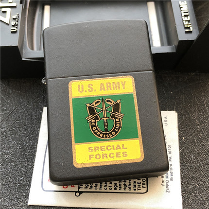 ZIPPO原装正品 1992年K 黑哑漆 美国陆军 特种部队