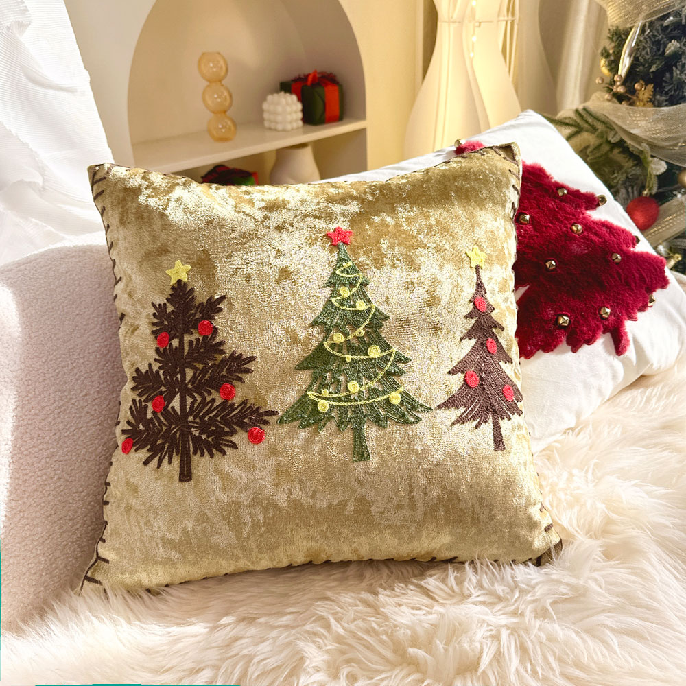 红色圣诞抱枕节日客厅沙发装饰靠垫高级摄影圣诞树刺绣铃铛腰靠枕