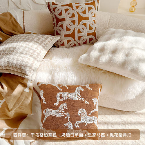 轻奢中古皇家提花抱枕沙发客厅