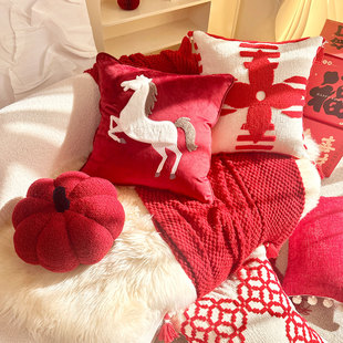 马年抱枕2026轻奢新年礼品春节靠垫红色喜庆客厅沙发装饰靠枕腰枕