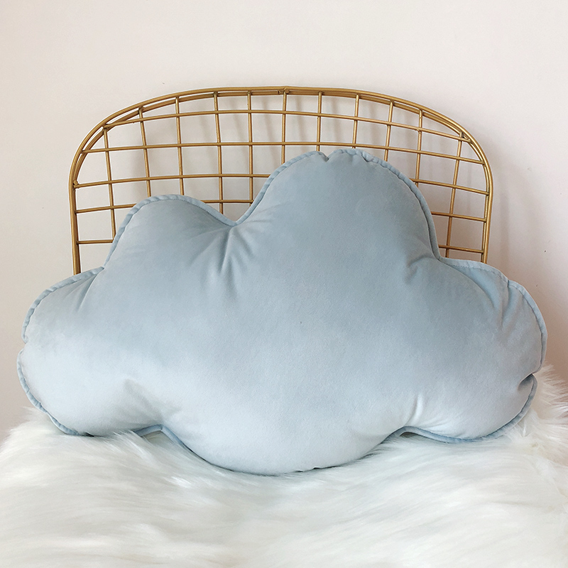 手工ins白云柔软汽车创意抱枕