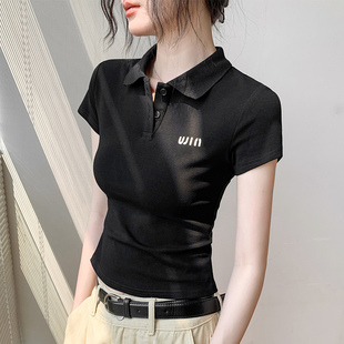 黑色Polo领短袖t恤女2026早春新款修身显瘦正肩字母印花休闲上衣