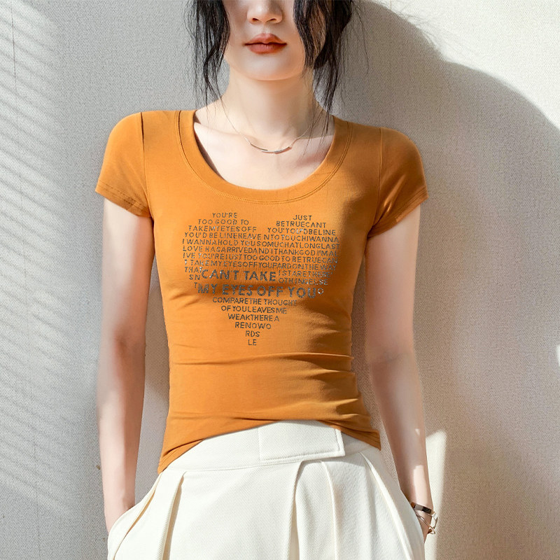 莱赛尔橘色爱心烫钻短袖t恤女2026夏季新款修身显瘦正肩体恤上衣