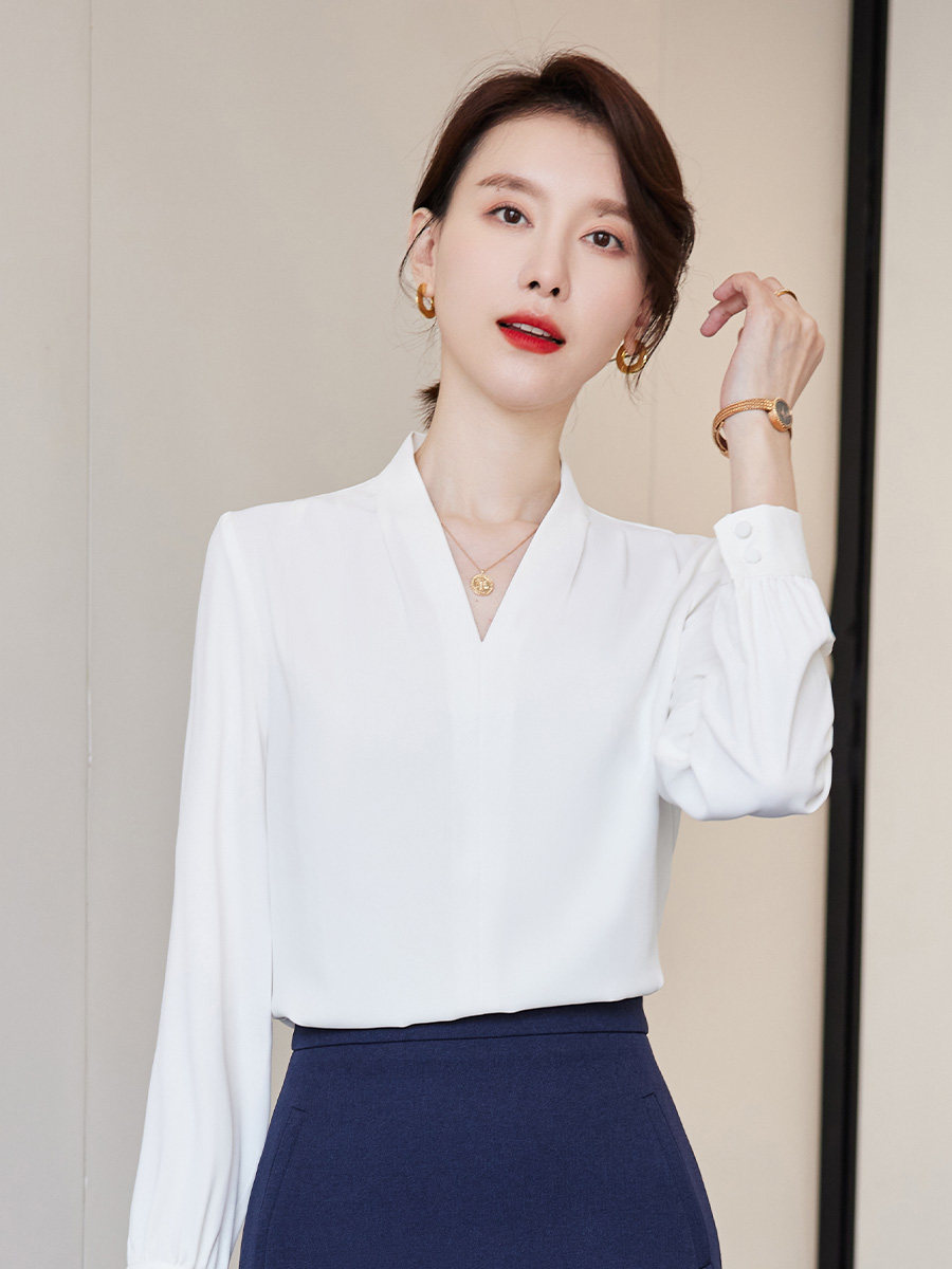 诗璐雅白衬衫女长袖V领2026新款修身显瘦女神范职业西装打底衬衫
