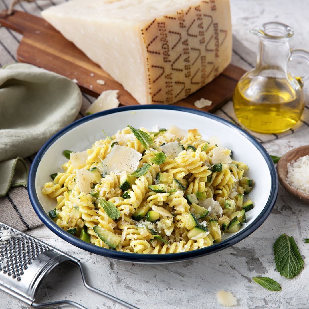 意大利原装进口帕玛森瑞吉安诺奶酪24月parmigiano reggiano pdo