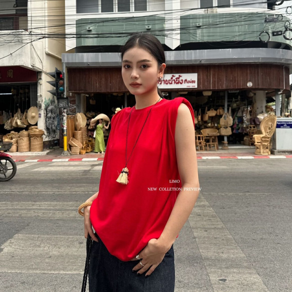 LIMO纯色袖口卷边设计背心女
