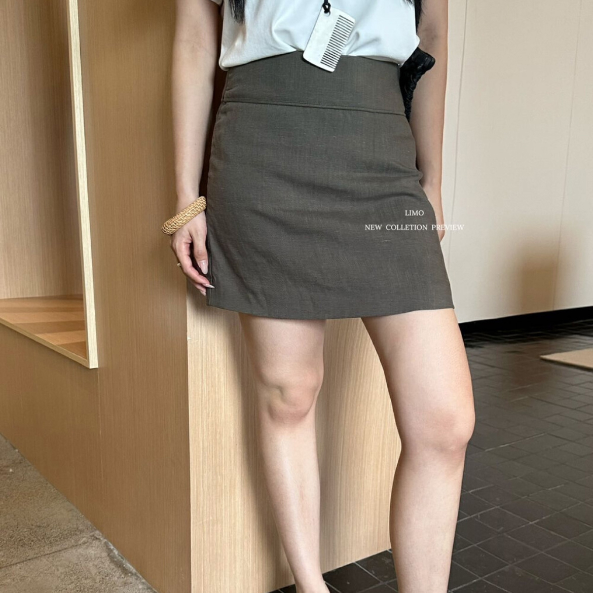 LIMO百搭纯色简约短款半身裙女