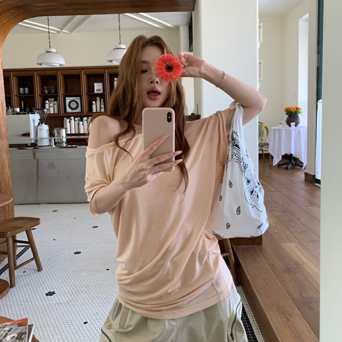 HOLDER纯欲慵懒感斜肩短袖T恤女