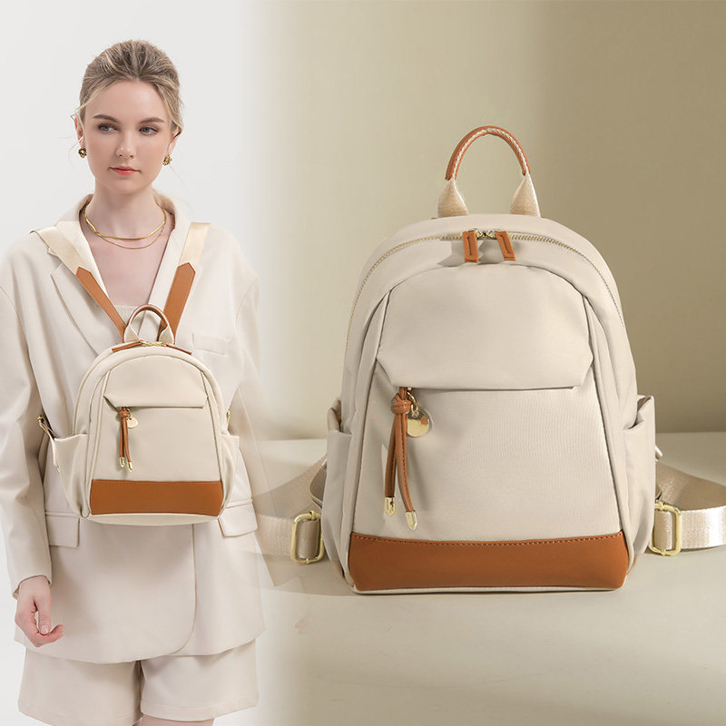 双肩包女士小巧时尚都市背包轻便新款潮流女包精美撞色休闲小包包