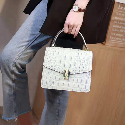 12年老店A级牛皮质保2年鳄鱼纹包