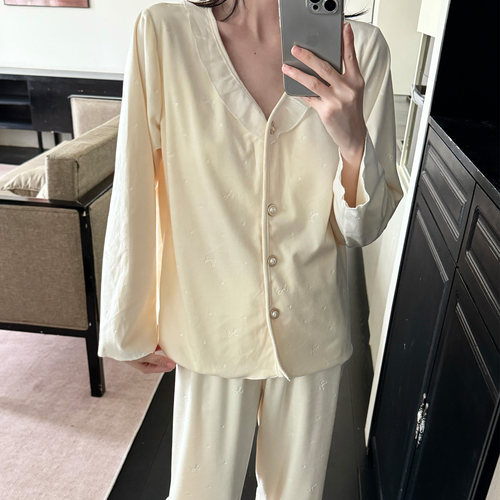 带胸垫睡衣女款秋冬季海岛绒套装