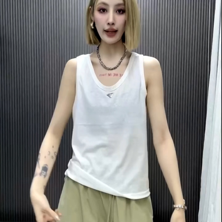 欧货洋气女装黑白宽松版背心打底衫内搭时尚外穿简约时尚百搭大码
