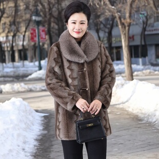 230斤中老年女装貂绒外套洋气妈妈宽松保暖皮草大衣加肥加大冬装