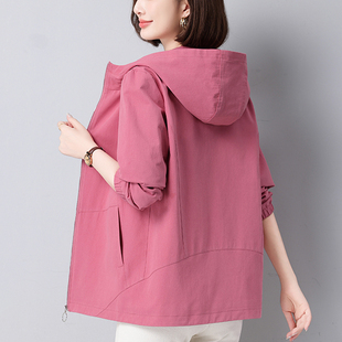 大码女装中老年妈妈纯棉外套春秋季新款宽松休闲百搭洋气短款风衣