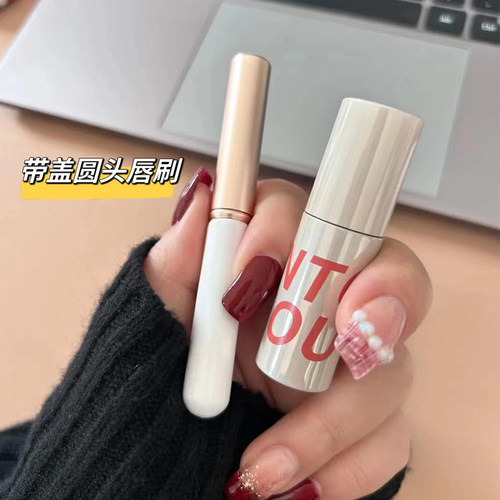 mini带盖唇刷便携化妆师专用