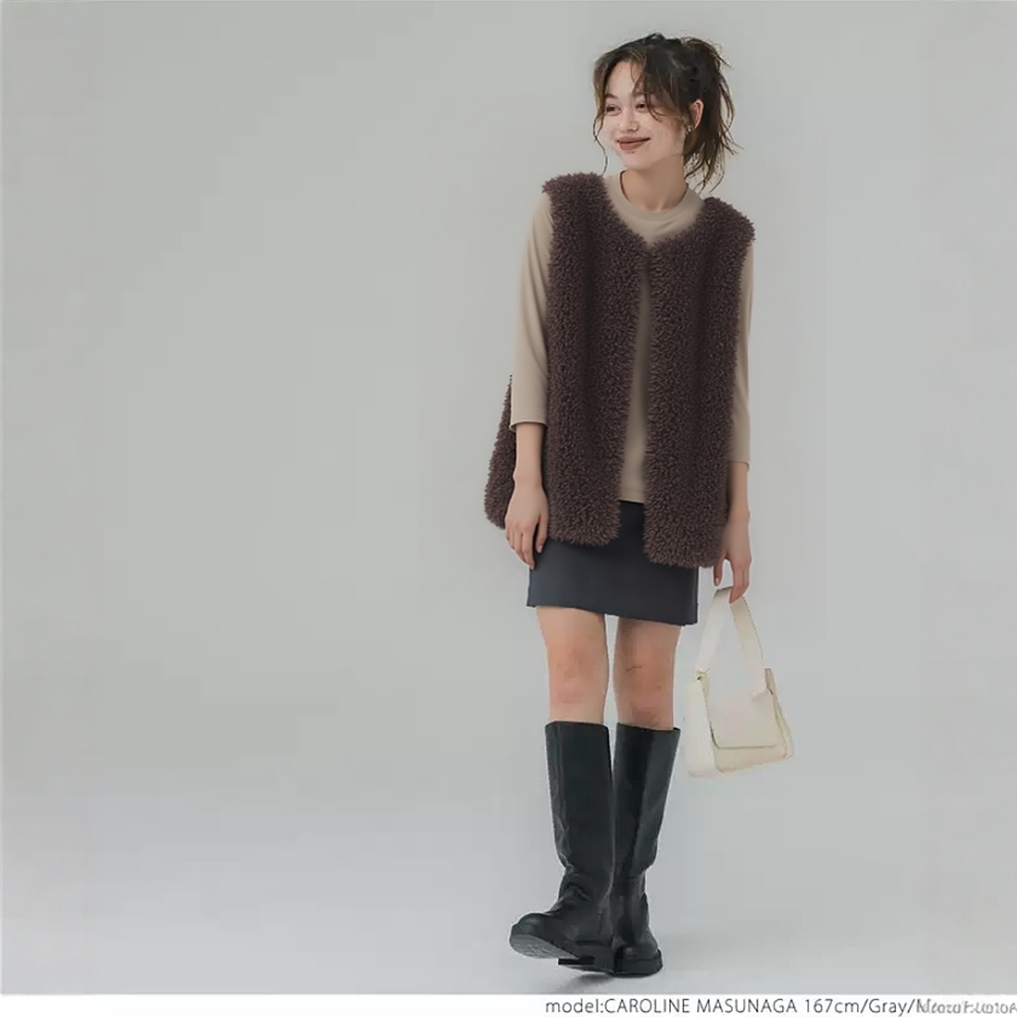 只有3L。4L时尚百搭仿皮草开衫马甲毛绒保暖坎肩圆领超大码