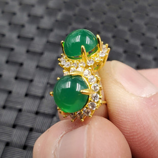 玉石耳钉碧绿色変蛋面耳钉绿玉髓玛瑙镶嵚耳钉玉耳钉玉耳坠