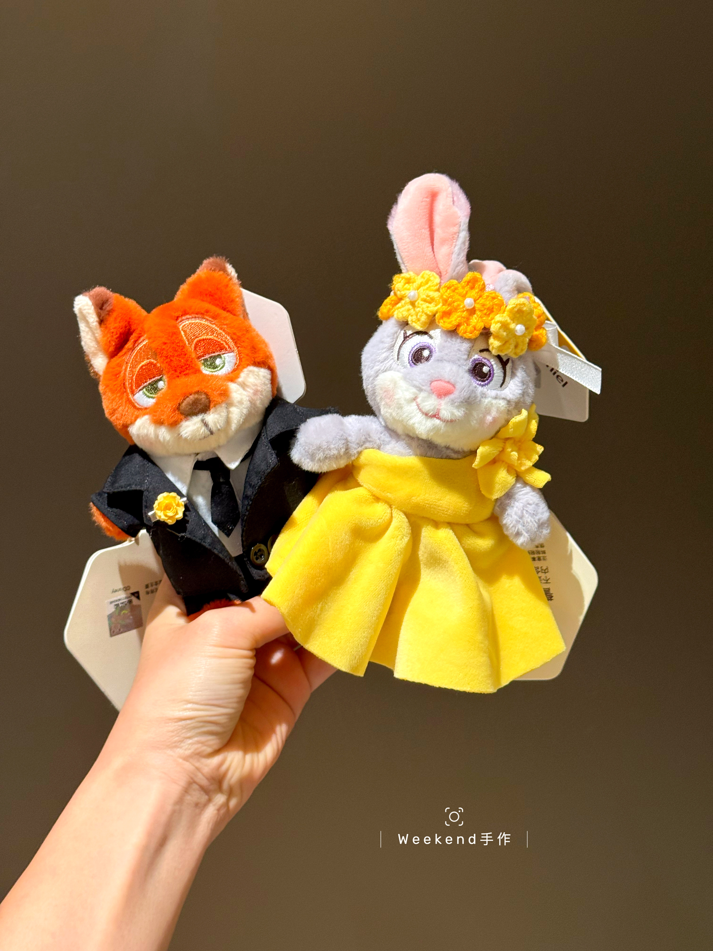 正版疯狂动物城朱迪尼克晚宴套装毛绒玩偶包挂件原创创意定制公仔