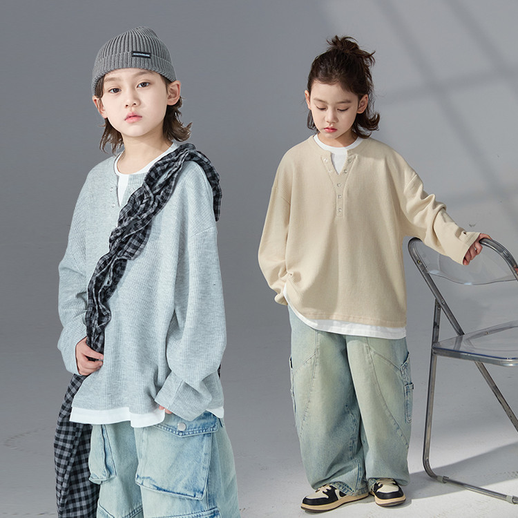 儿童2025春秋季新款男大童装纯棉长袖T恤衫胸口v领上衣卫衣男孩