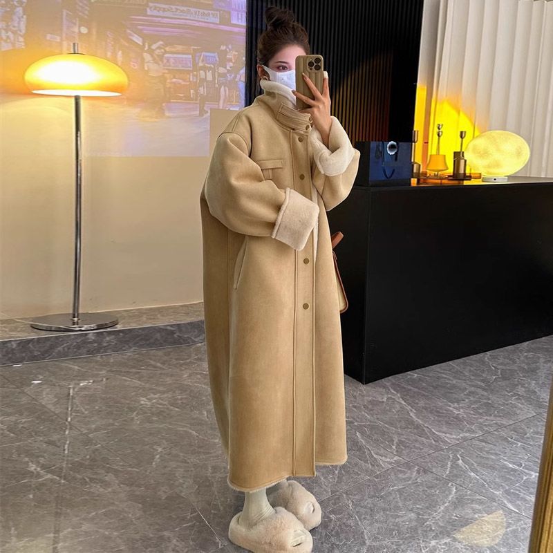 麂皮绒皮毛一体外套女冬季新款加厚长款机车羊羔毛大衣呢子外套