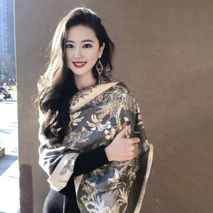气质灰色围巾女冬季大牌毛毯秋冬仿羊绒羊毛高级感气质大披肩围脖