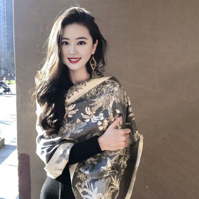气质灰色围巾女提花双面加厚保暖