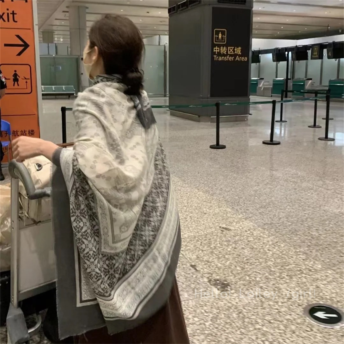 灰色棉麻围巾女春秋保暖长款纱巾