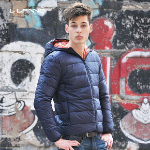 冬季运动款羽绒服  薄款连帽羽绒打底  高克重90鹅绒  轻盈保暖