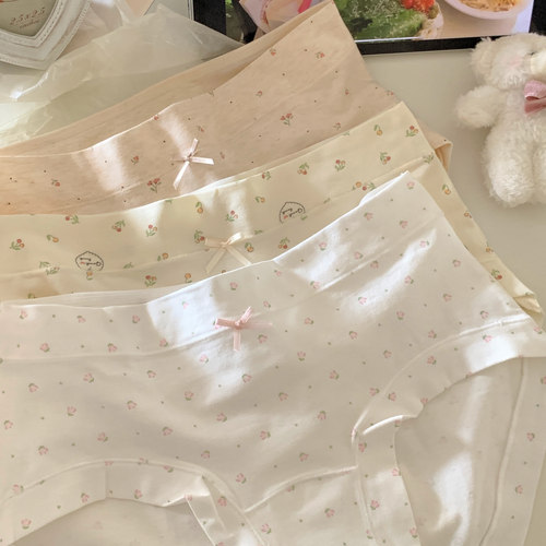 奶油温柔碎花少女好穿系列韩系简约舒适纯棉裆中高腰三角内裤女士