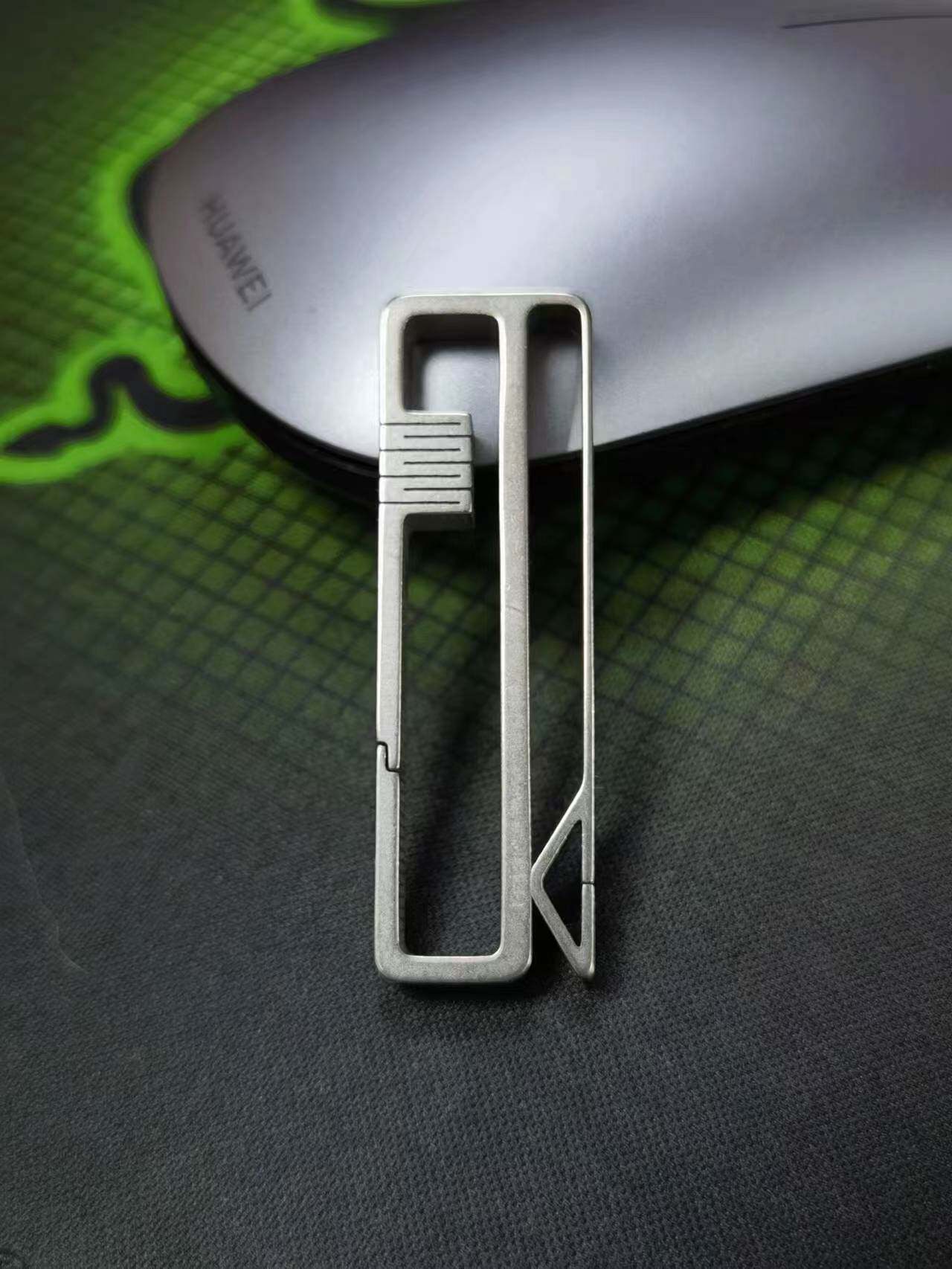 信鑫钛钛合金超轻钥匙扣插皮扣