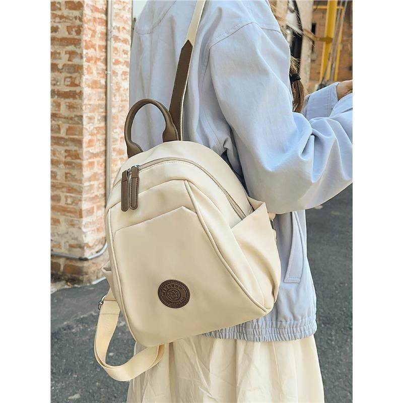 双肩包女旅游轻便小包高级感小众通勤包包休闲高颜值妈咪包旅行包