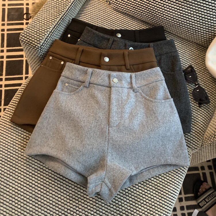 辣妹复古灰色毛呢休闲裤女款秋冬新款小个子显高显瘦百搭阔腿短裤