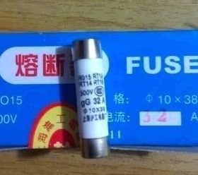 10*38陶瓷保险管RT19 RT18 500V保险丝1A2A4A6A10A16A32A熔断器