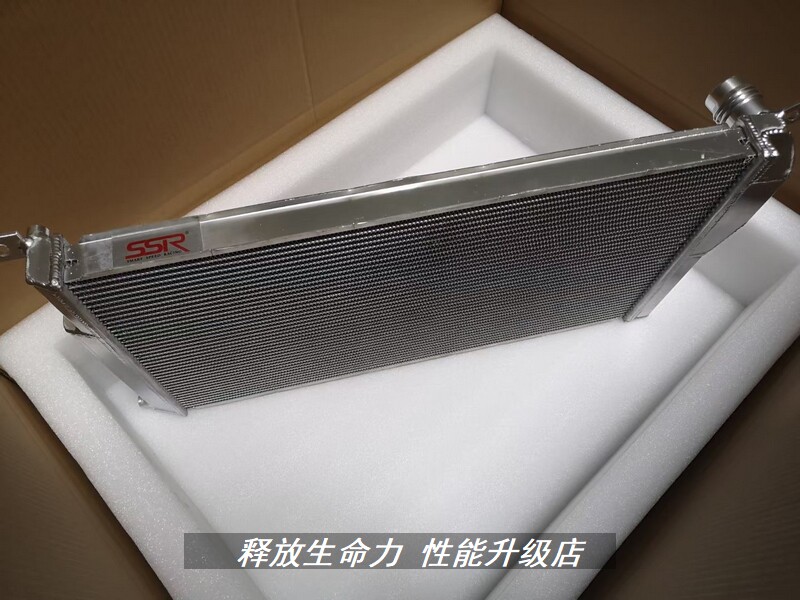 适配宝马3系F20 F30 F35 N20 N55 335I 328 435I改装SSR加大水箱