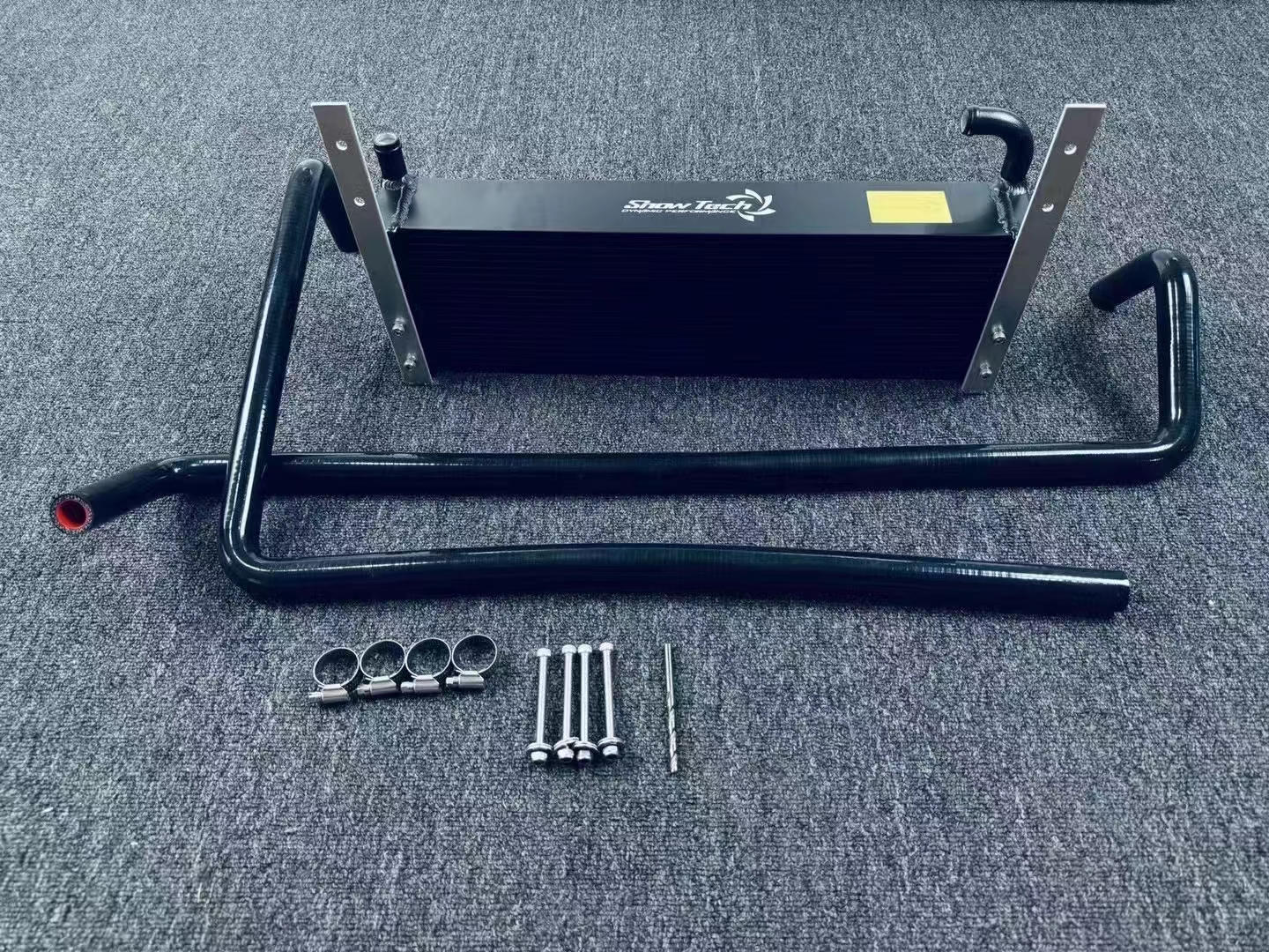 SnowTech加大中冷器增程水箱适用阿尔法罗密欧 gIulia Stelvio