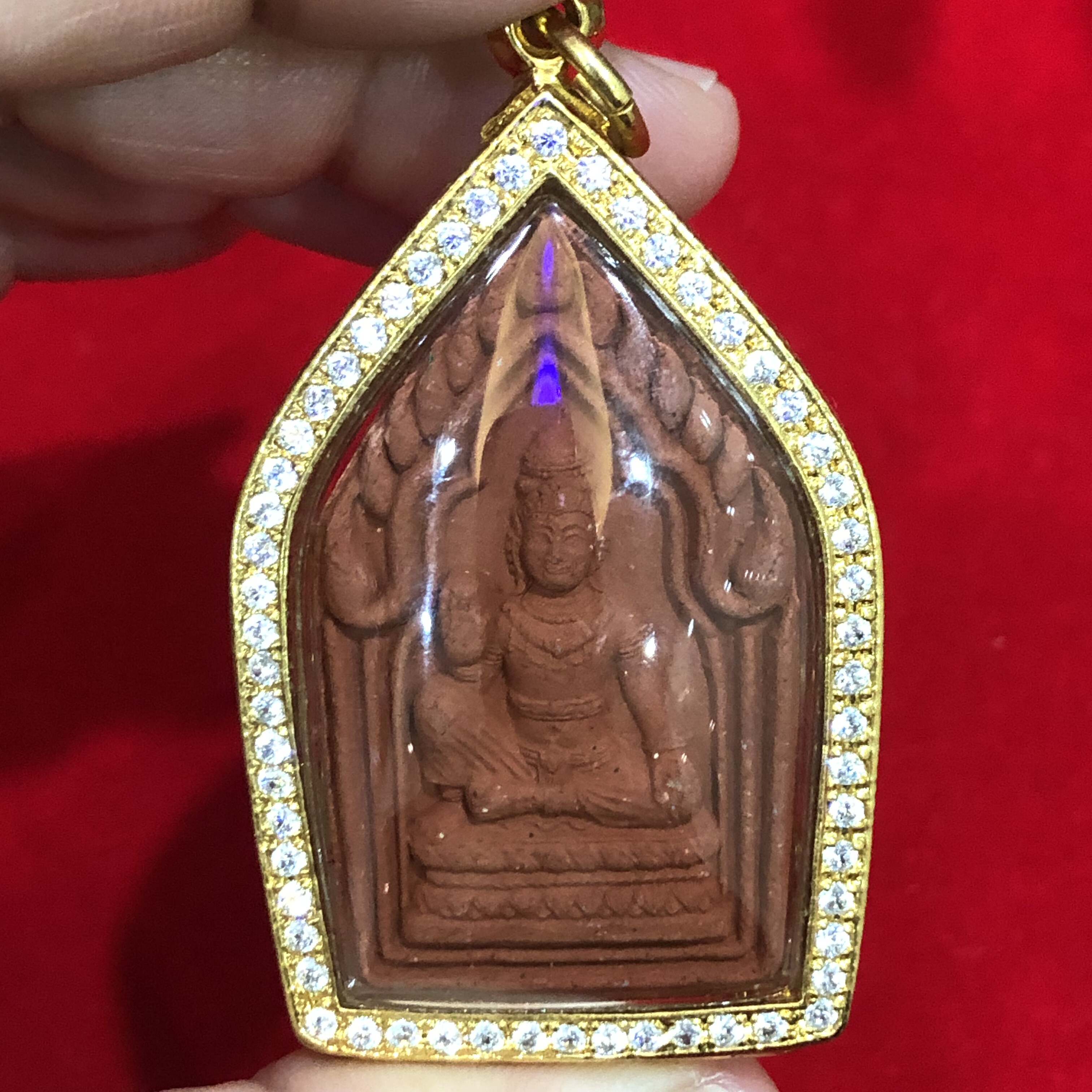 泰国佛牌正品正牌真品阿赞初2550长冠泽度金吊坠