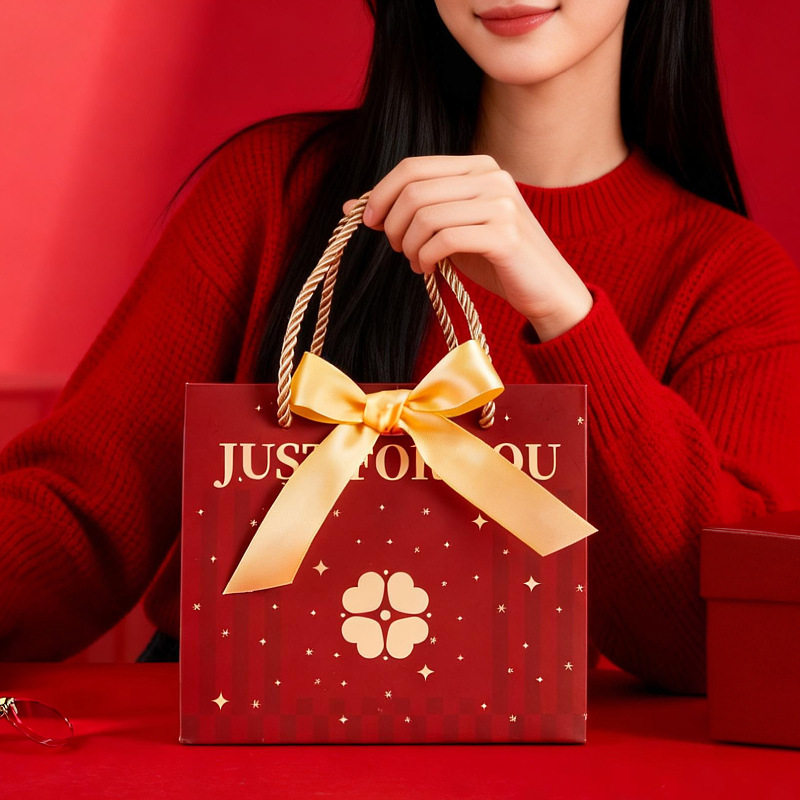 J 高级感回礼品空盒红色通用礼物订结婚庆喜糖伴手提纸袋子新年