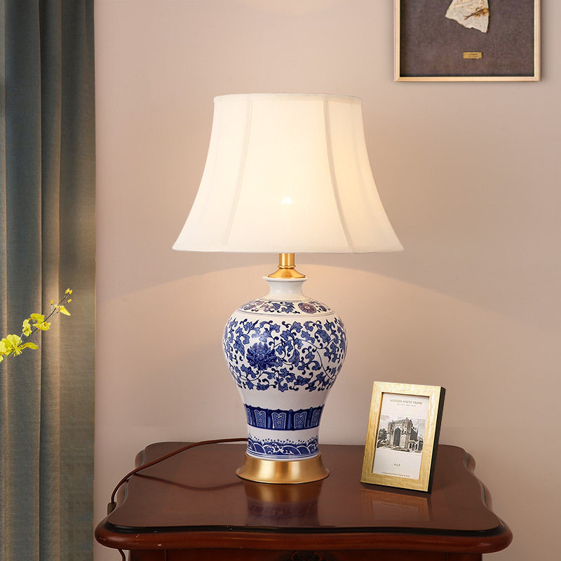 景德镇古典青花陶瓷台灯新中式家用书房客厅角几酒店样板间暖光灯